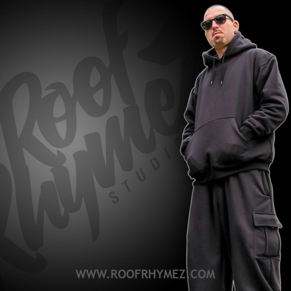 Tracksuit СВОБОДЕН
